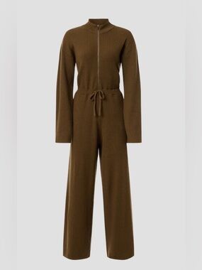 Coziest Thing In The World.  We Wore What JE